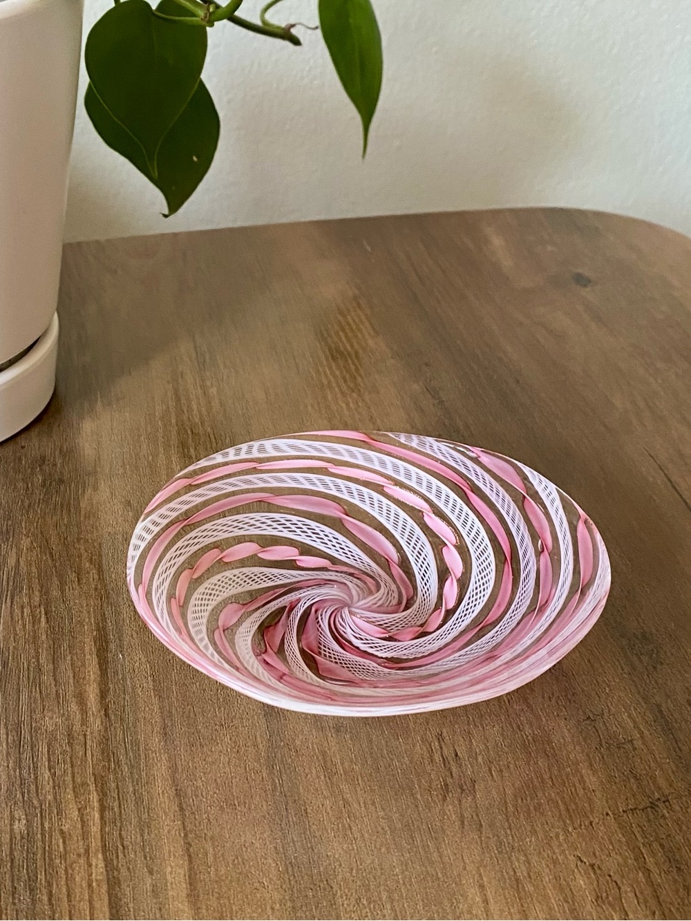 MCM Murano Pink Latticino Aventurine Gold Flake Glass Bowl Trinket Dish